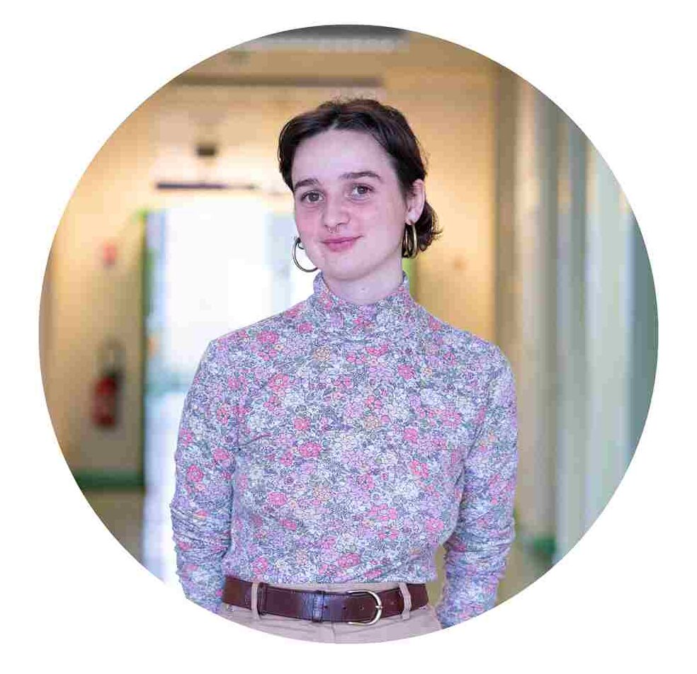 Portrait énovéen étudiant auteur article