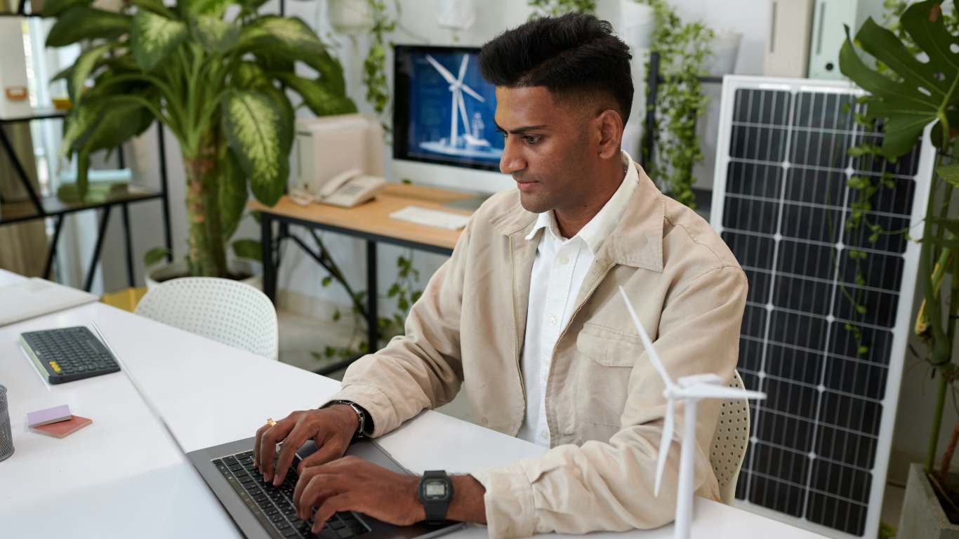 Le métier de chef de projet transition énergétique